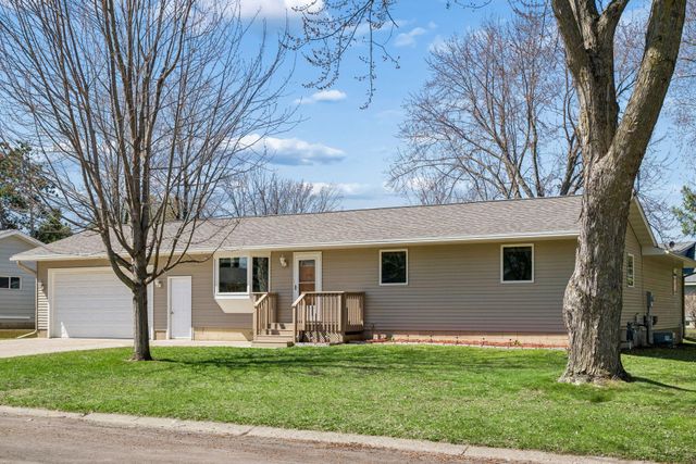 1345 Willow Avenue, New Richmond, WI 54017