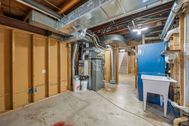 1345 Willow Avenue, New Richmond, WI 54017