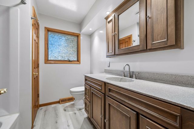 1345 Willow Avenue, New Richmond, WI 54017