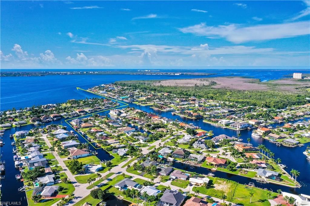 5309 Baypoint CT, Cape Coral, FL 33904