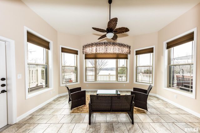 430 Wagon Creek Loop, Creal Springs, IL 62922