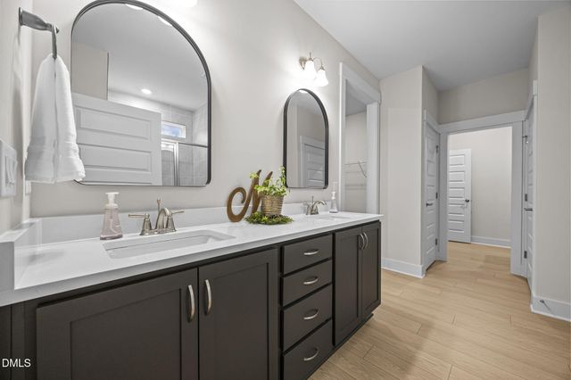 170 Sawtooth Oak Lane, Youngsville, NC 27596