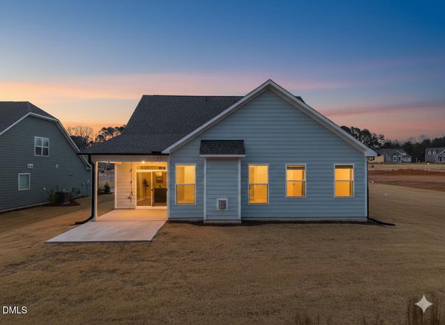 170 Sawtooth Oak Lane, Youngsville, NC 27596