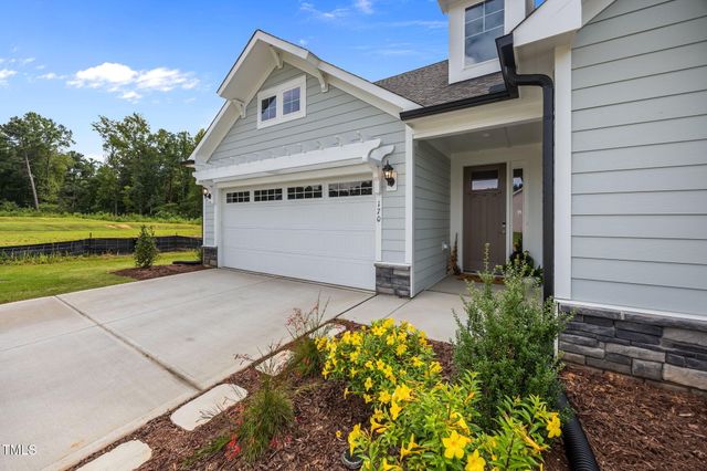 170 Sawtooth Oak Lane, Youngsville, NC 27596