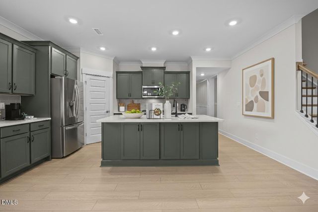 170 Sawtooth Oak Lane, Youngsville, NC 27596