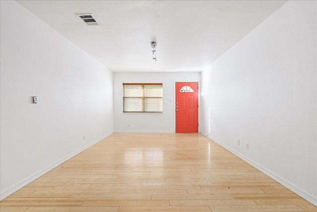 6503 Guadalupe ST, Austin, TX 78752