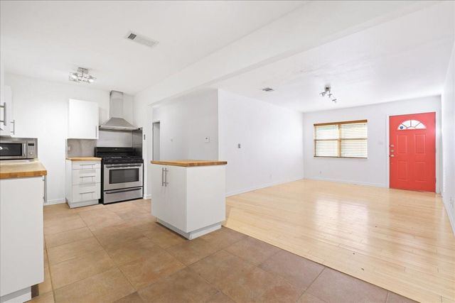 6503 Guadalupe ST, Austin, TX 78752