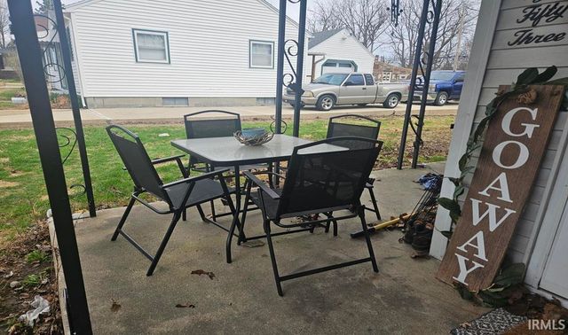 853 S Columbia Street, Frankfort, IN 46041