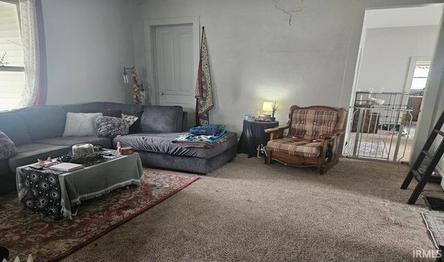 853 S Columbia Street, Frankfort, IN 46041