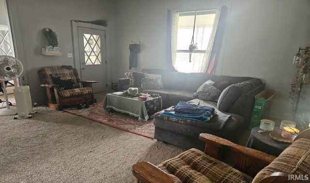 853 S Columbia Street, Frankfort, IN 46041