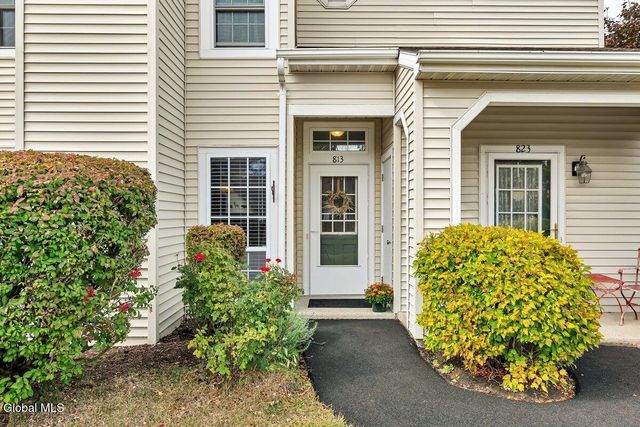 813 Ridge Circle, Troy, NY 12182