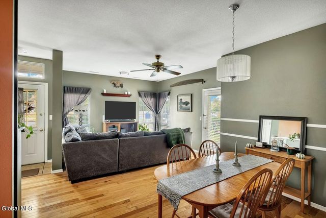 813 Ridge Circle, Troy, NY 12182