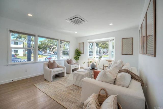 503 N Nevada Street, Oceanside, CA 92054