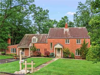 35 Redstone Ln, City Of Washington, PA 15301