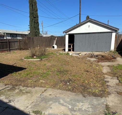 374 Bush Street, Lemoore, CA 93245