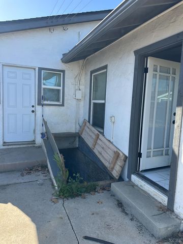 374 Bush Street, Lemoore, CA 93245