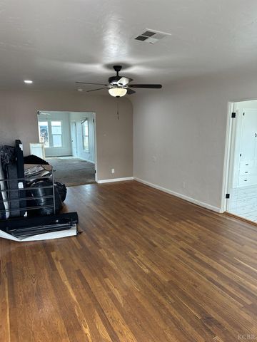 374 Bush Street, Lemoore, CA 93245