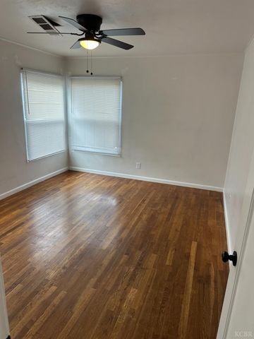 374 Bush Street, Lemoore, CA 93245