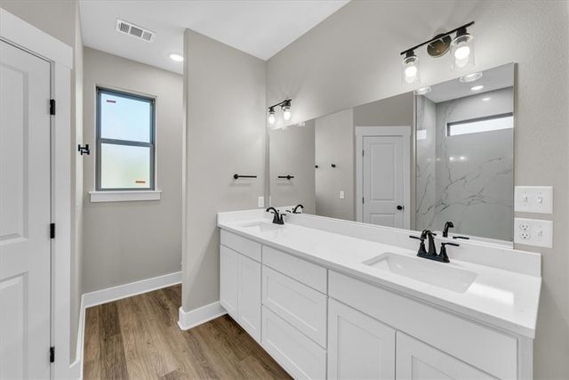 216 Oneal Lane, Elkins, AR 72727