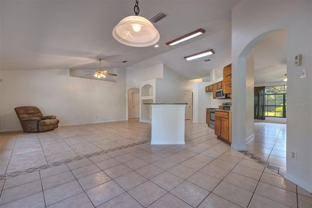3175 SIXMA ROAD, Deltona, FL 32738
