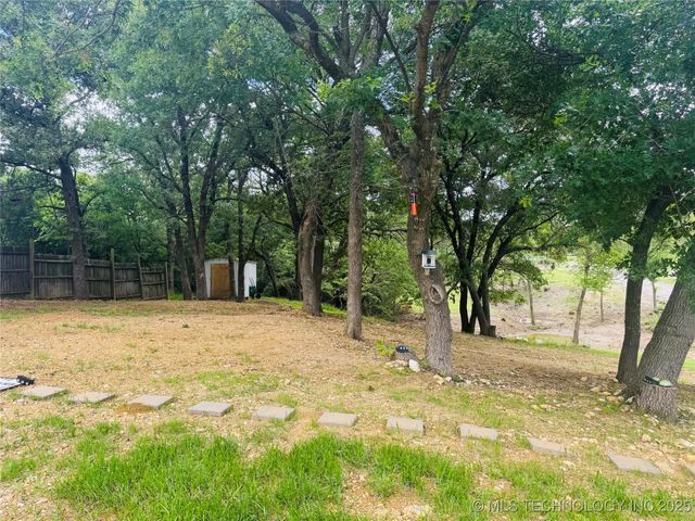 3562 Mountain Park, Sulphur, OK 73086