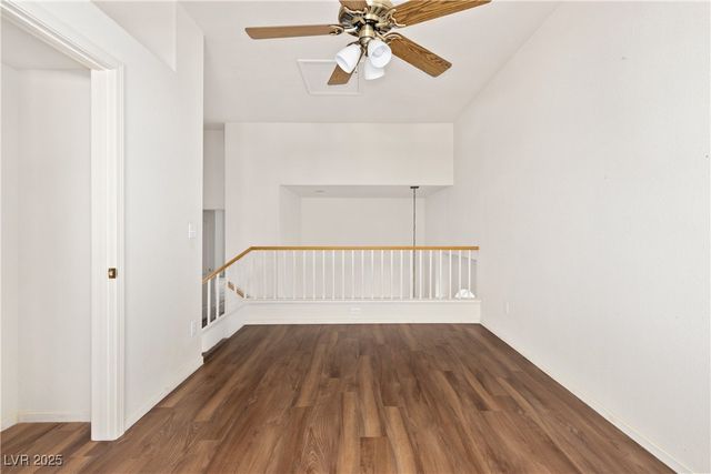 5266 Tropical Peach Drive, Las Vegas, NV 89118