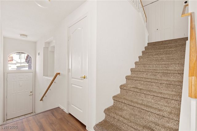 5266 Tropical Peach Drive, Las Vegas, NV 89118