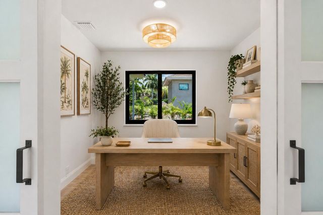 128 W Norfolk Road, Jupiter, FL 33469