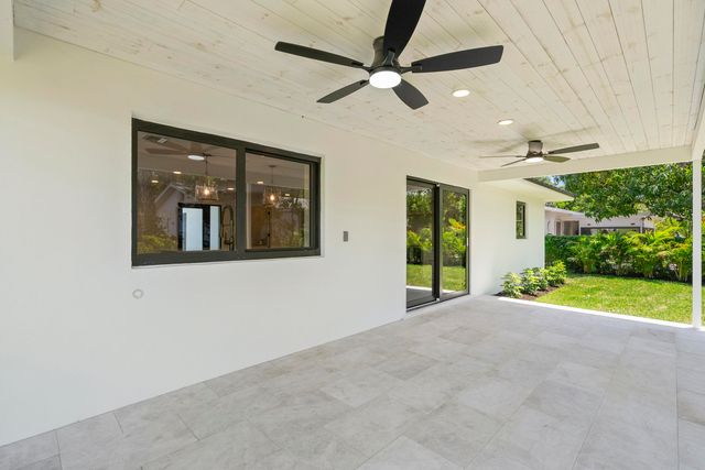 128 W Norfolk Road, Jupiter, FL 33469