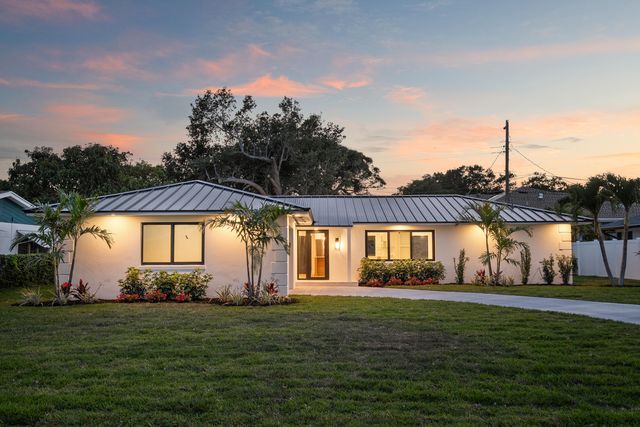 128 W Norfolk Road, Jupiter, FL 33469