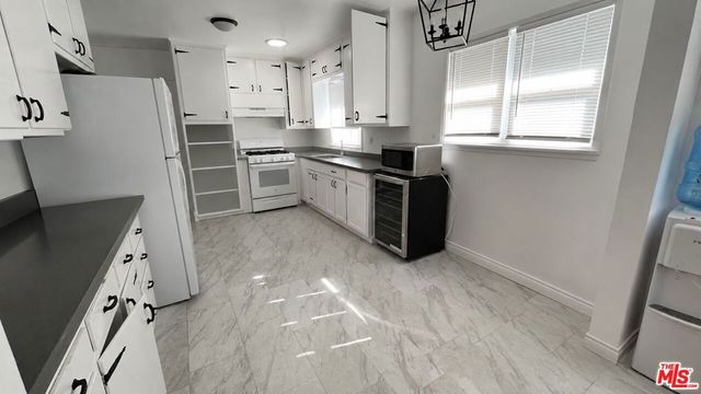 2730 Arlington Avenue B, Torrance, CA 90501