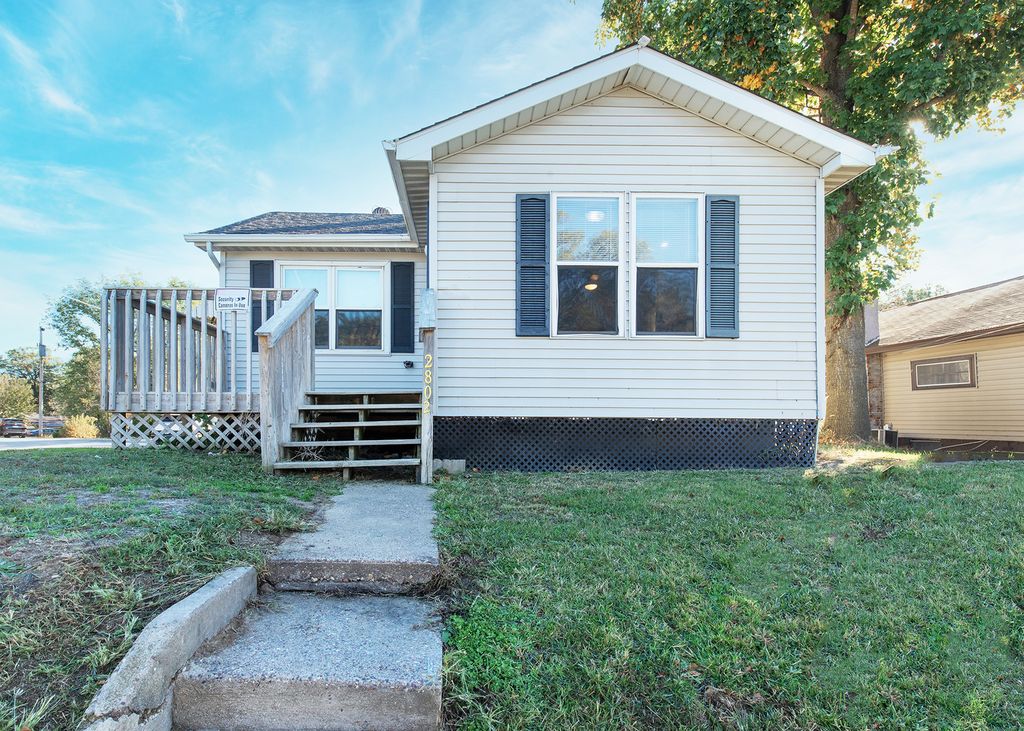 2802 Archer Drive, East Moline, IL 61244