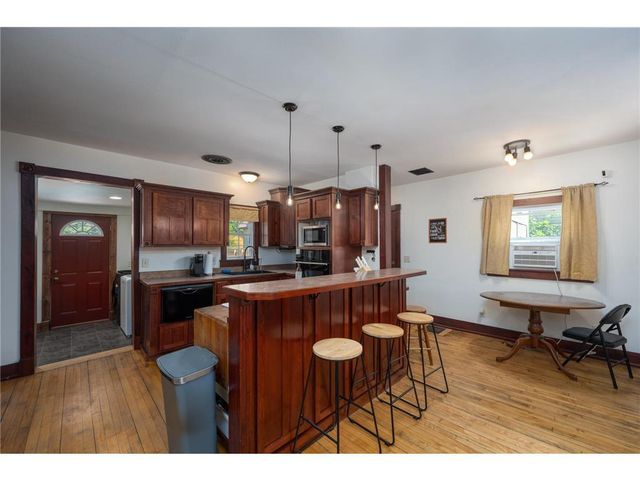 419 N 1st Street, New Richmond, WI 54017
