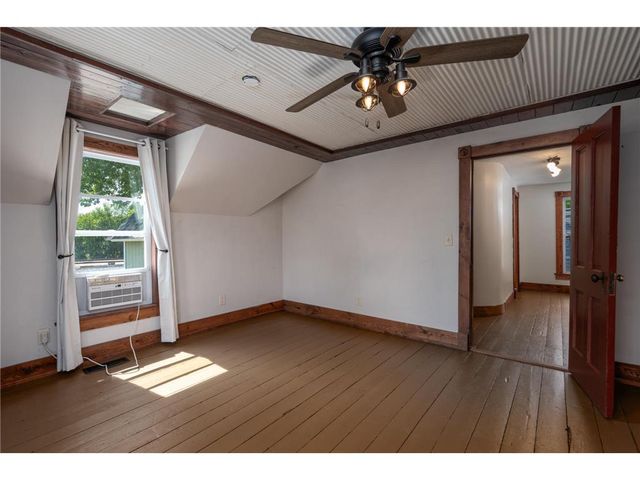 419 N 1st Street, New Richmond, WI 54017