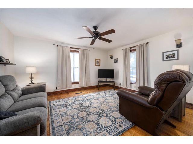 419 N 1st Street, New Richmond, WI 54017