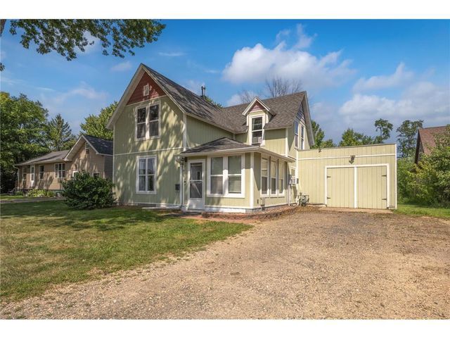 419 N 1st Street, New Richmond, WI 54017