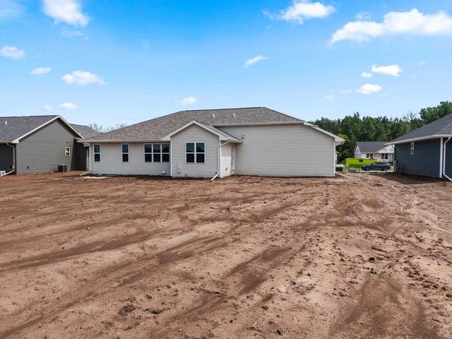 1724 BETTY JEAN LANE, Green Bay, WI 54313