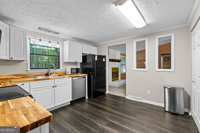 147 Lincoln Street, Hogansville, GA 30230