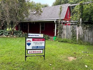 2550 S 44th Street, Galesburg, MI 49053