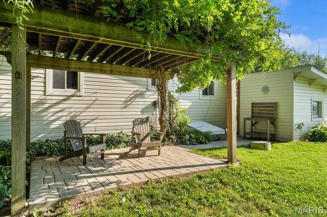 2068 Jolly Roger Drive, Edwardsville, IL 62025
