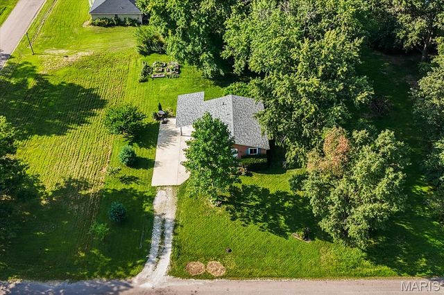 2068 Jolly Roger Drive, Edwardsville, IL 62025