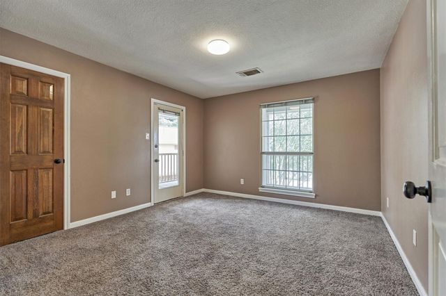 8710 Cross Country Drive, Humble, TX 77346
