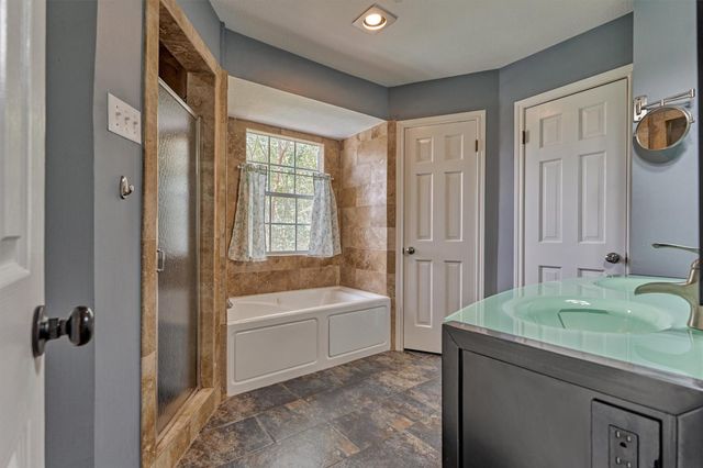 8710 Cross Country Drive, Humble, TX 77346