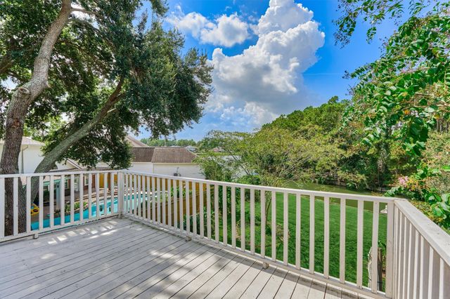 8710 Cross Country Drive, Humble, TX 77346