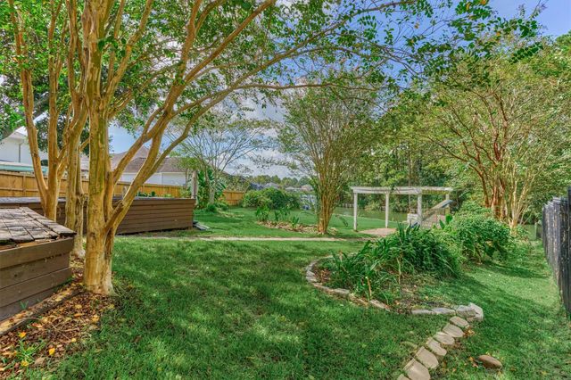 8710 Cross Country Drive, Humble, TX 77346