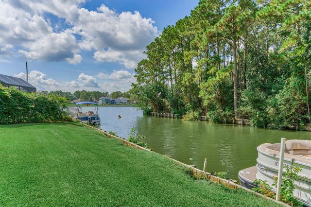 8710 Cross Country Drive, Humble, TX 77346