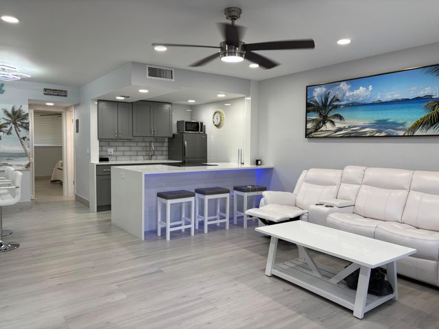 2565 S Ocean Boulevard 1230, Palm Beach, FL 33480