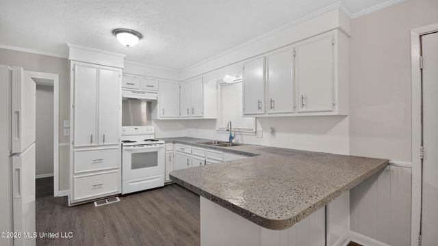 236 S Canton Club Circle, Jackson, MS 39211