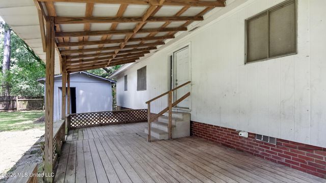 236 S Canton Club Circle, Jackson, MS 39211