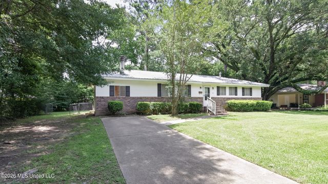 236 S Canton Club Circle, Jackson, MS 39211